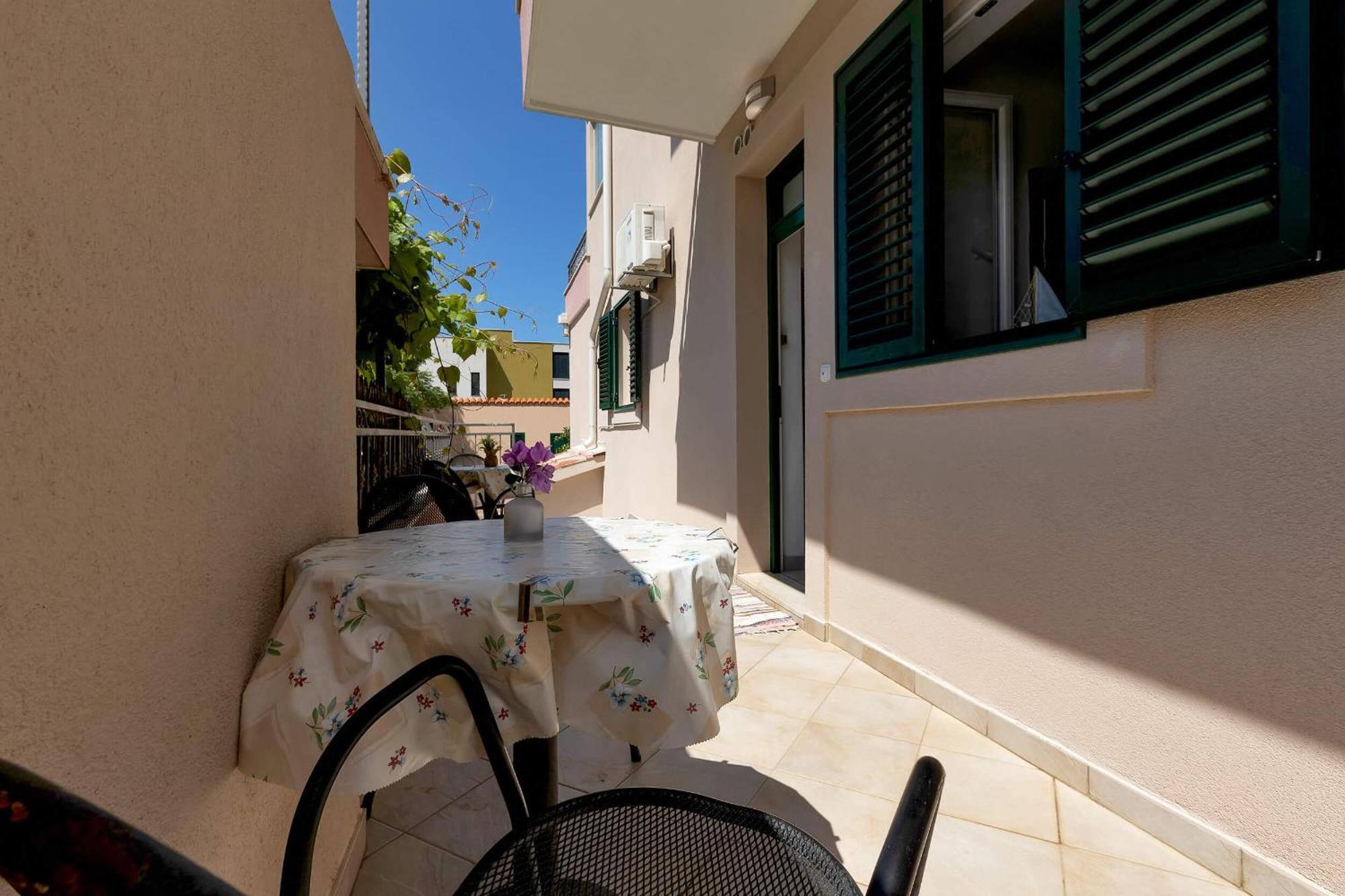 Spectrum Studios Makarska Exterior photo